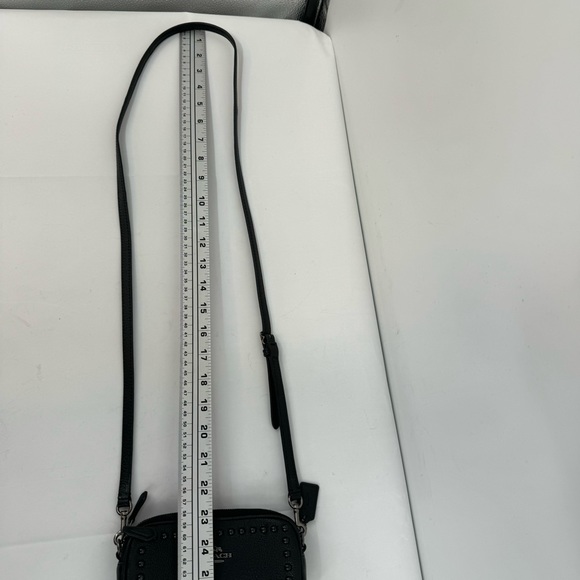 Coach Lacquer Rivets Ladies Small Leather Clutch Handbag - Picture 15 of 15